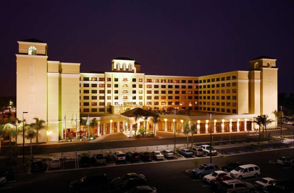 Anaheim Resort Hotel | DoubleTree Suites By Hilton Anaheim Resort/Convention Center