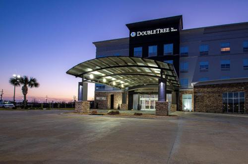Sulphur Hotel | Doubletree Sulphur Lake Charles