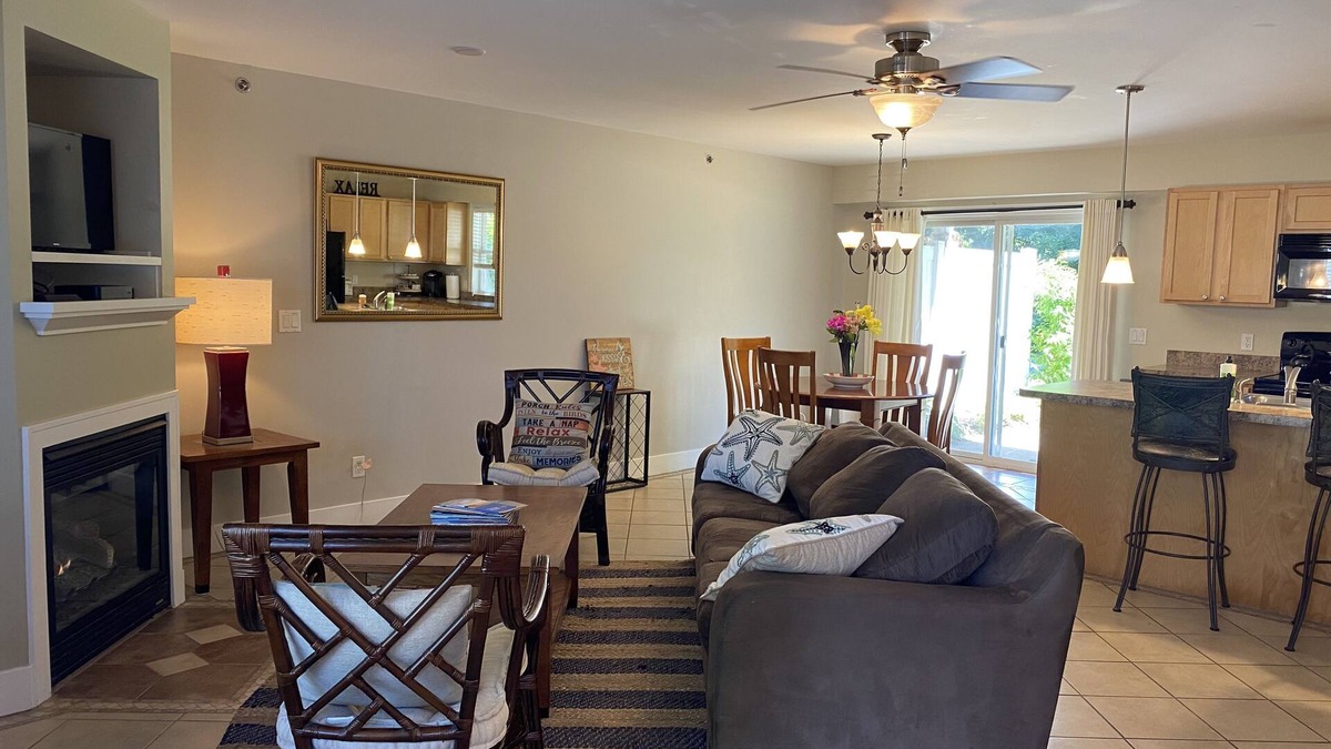 Douglas Condo | Douglas Condo w/pool! 2 Bedroom/2 Bath