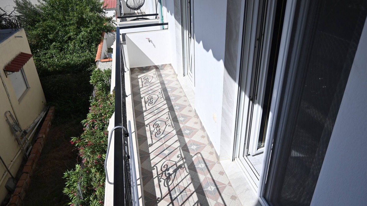 Paralia Ofryniou House | Doukas Aparthotel