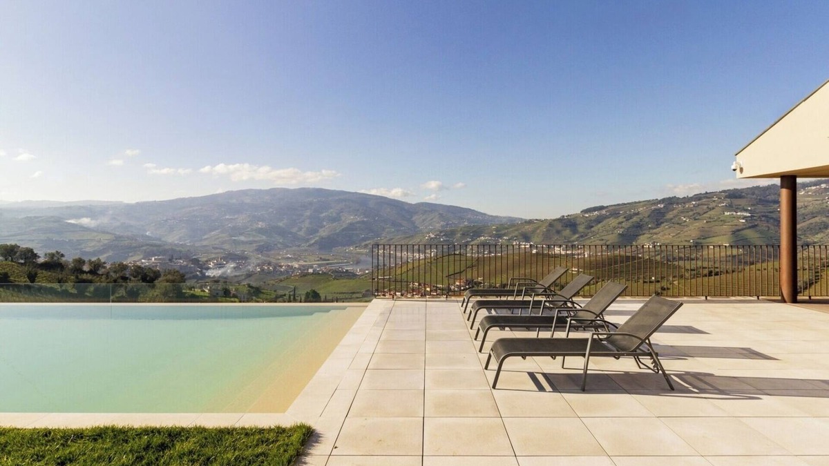 Santa Marta de Penaguiao House | Douro Valley Luxury Home w vineyard Infinity Pool