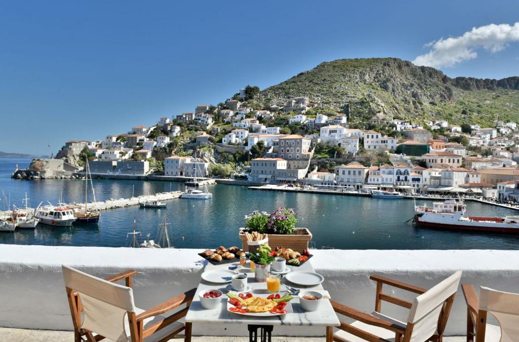 Hydra Hotel | Douskos Port House