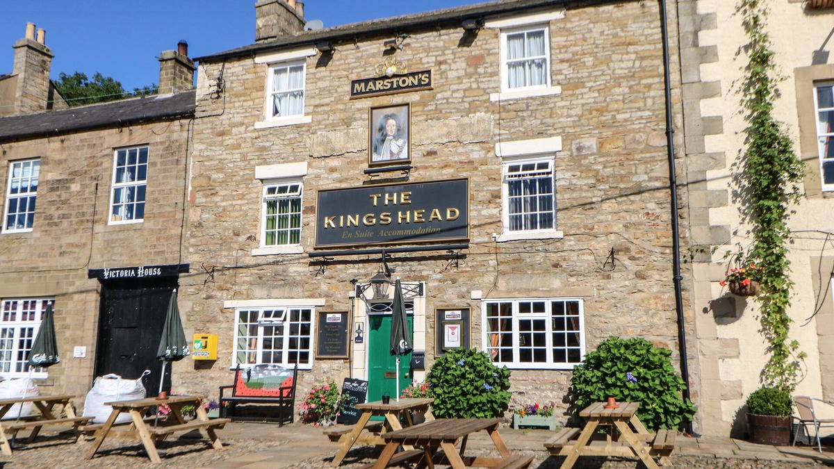Catton Cottage | DOVE COTTAGE, romantic, character holiday cottage in Allendale