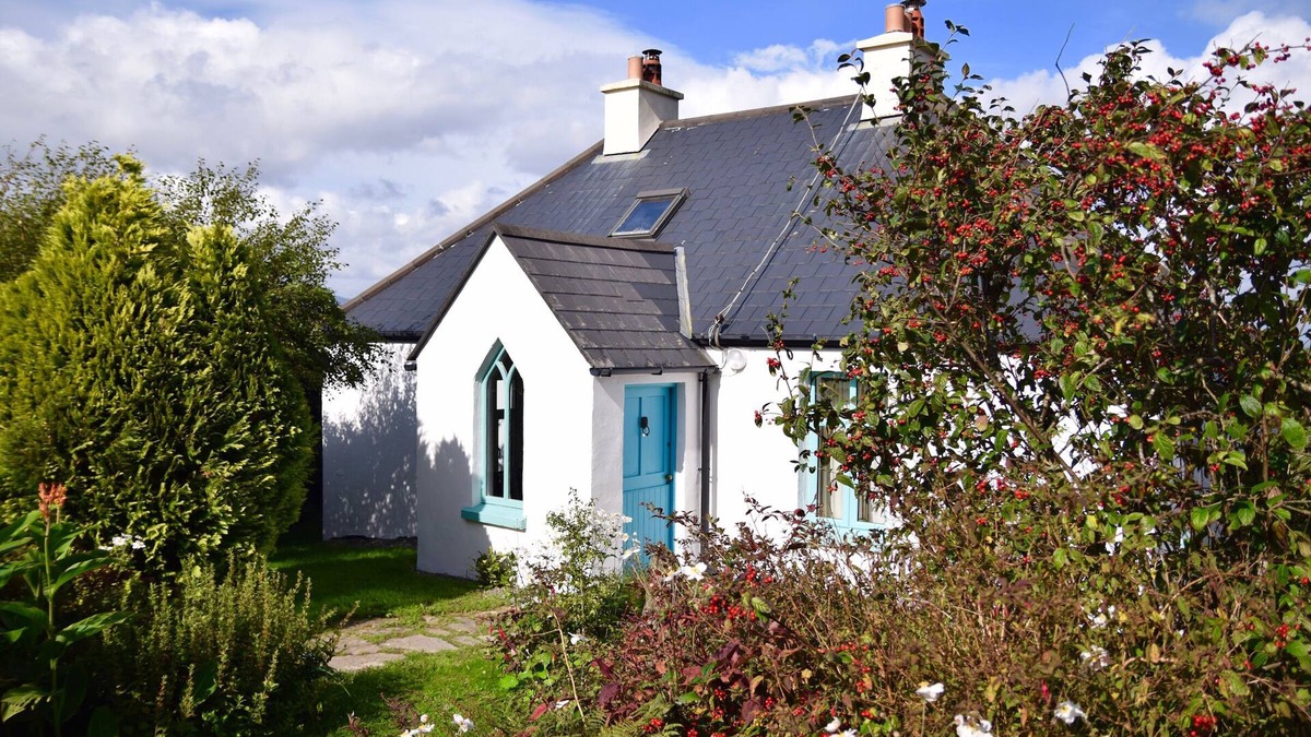 County Cork Cottage | Dove Hollow Cottage, Sunsets and Sweeping Views Of Iveragh Peninsula
