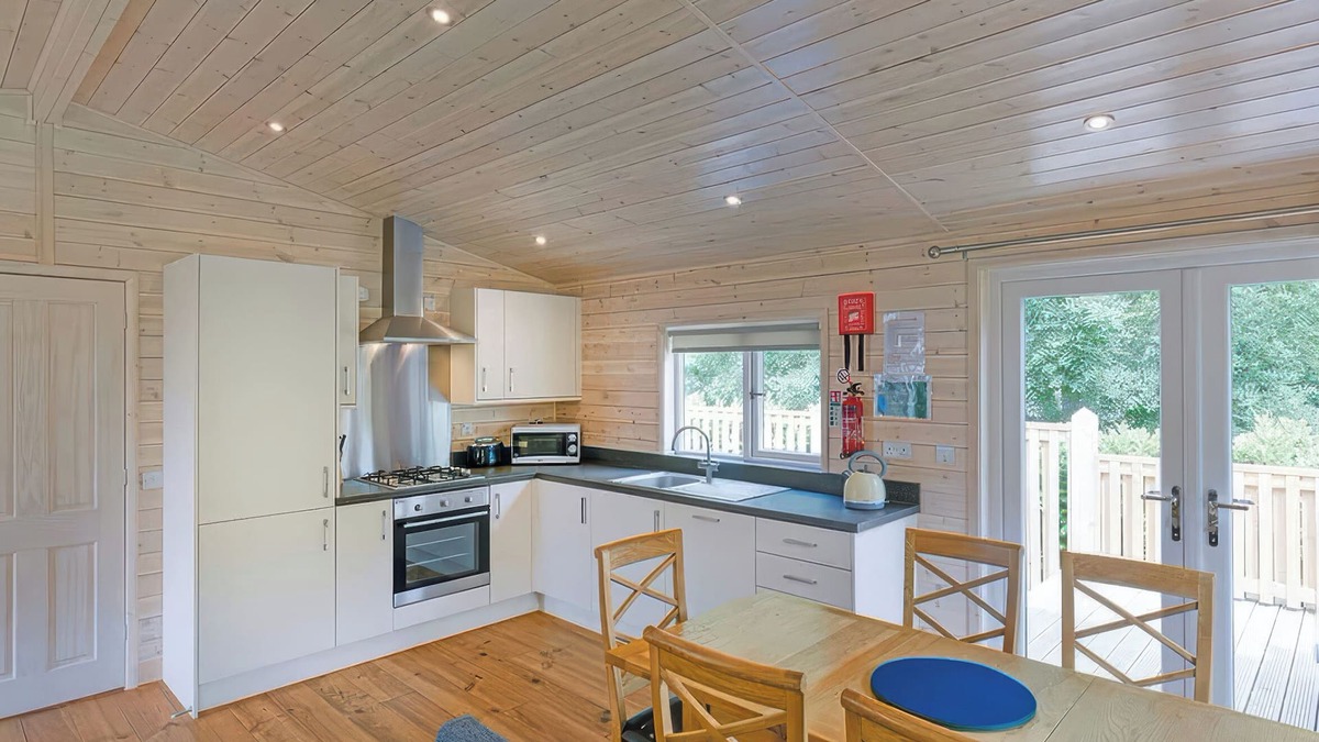Saddleworth Cottage | Dovestone Luxury Lodges - Pets Welcome