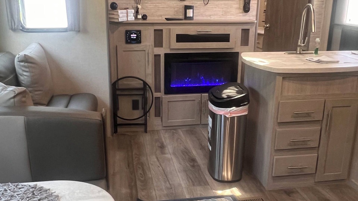 Bethera RV Rental | Down By The River.Charleston Getaway w/fishing, grilling, camping, and hiking