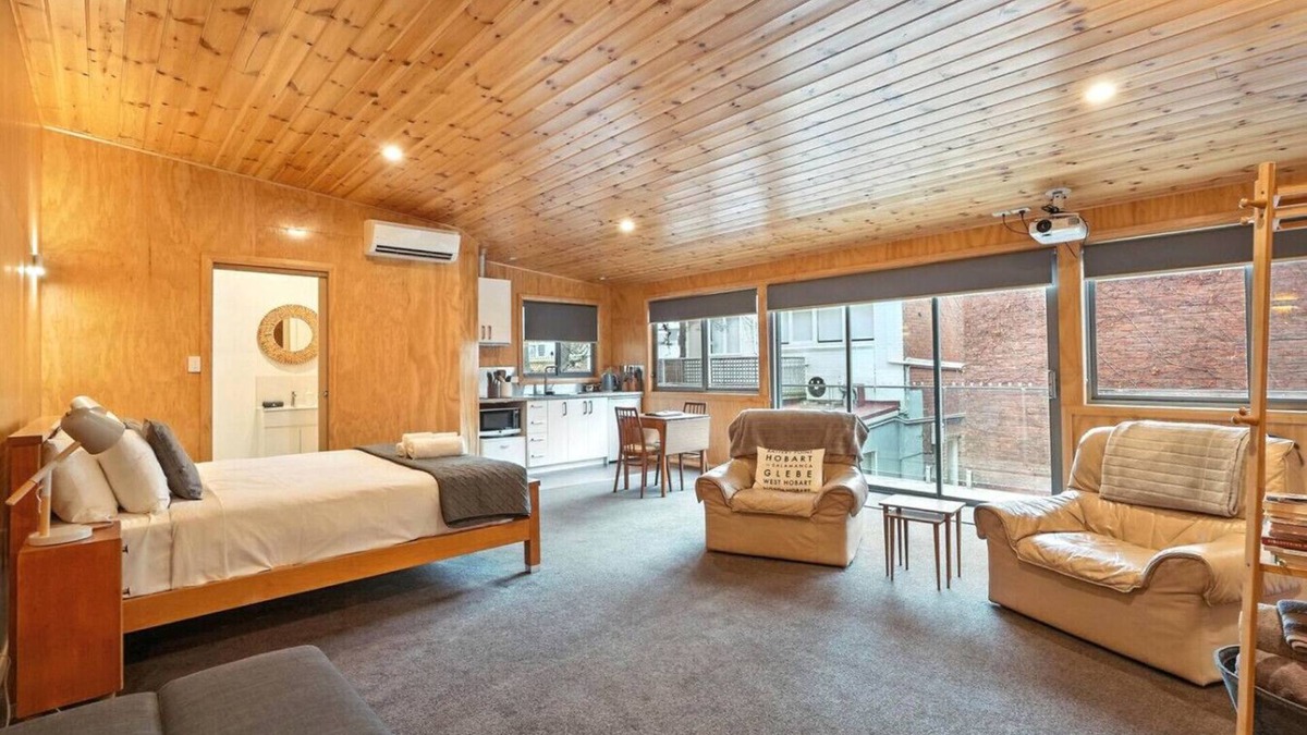 North Hobart Apartment | Down the Lane @ 408 - On the North Hobart Strip