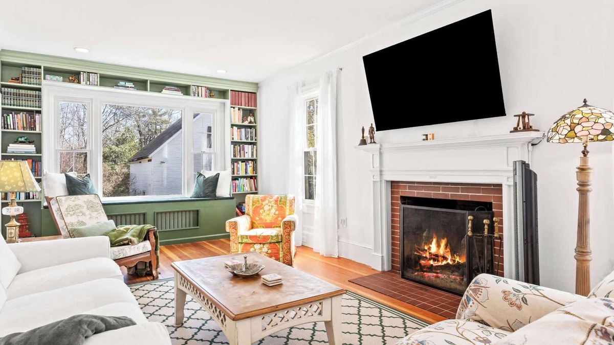 Ellsworth House | Downeast Maine Retreat: 4br w/AC 25 min to Acadia