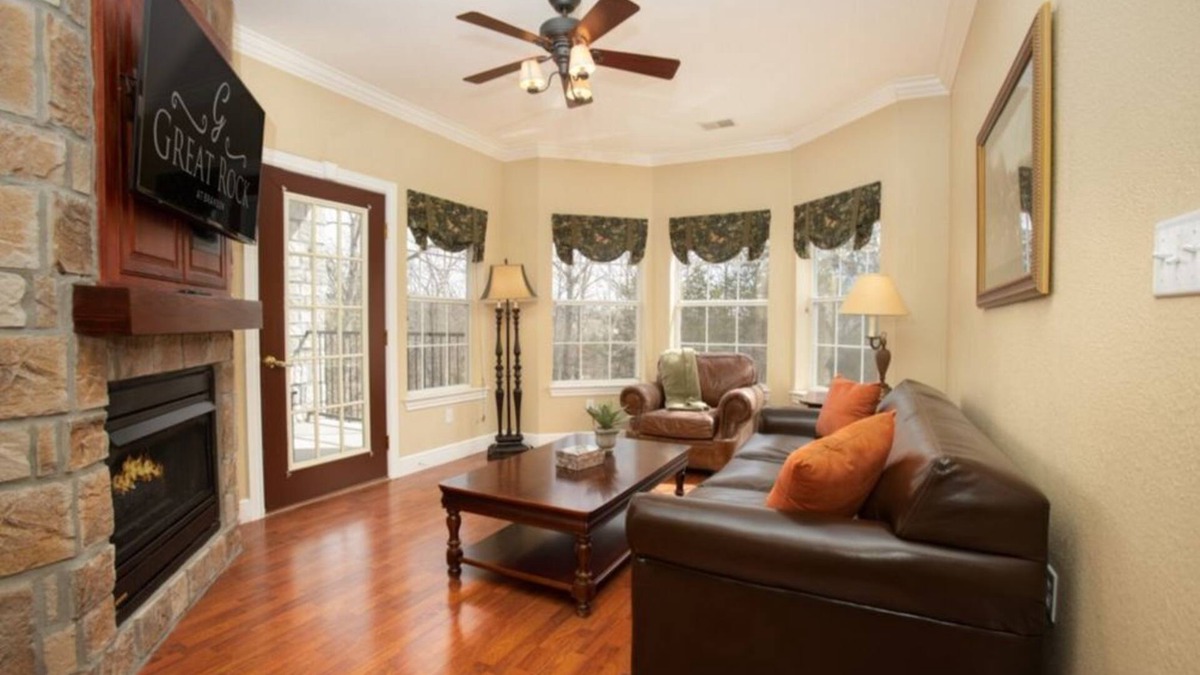 Branson Hotel | Downtown 1BR Condo in Great Rock Resort
