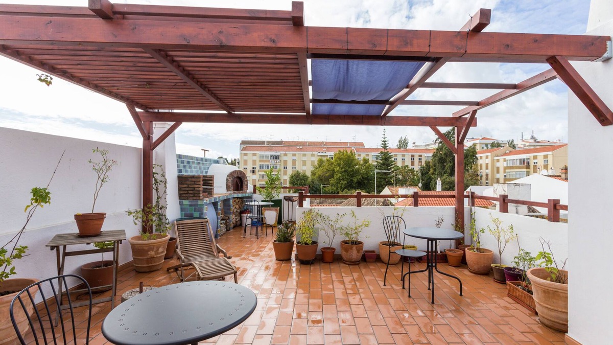 Tavira Bed & Breakfast | Downtown Alegria B&B