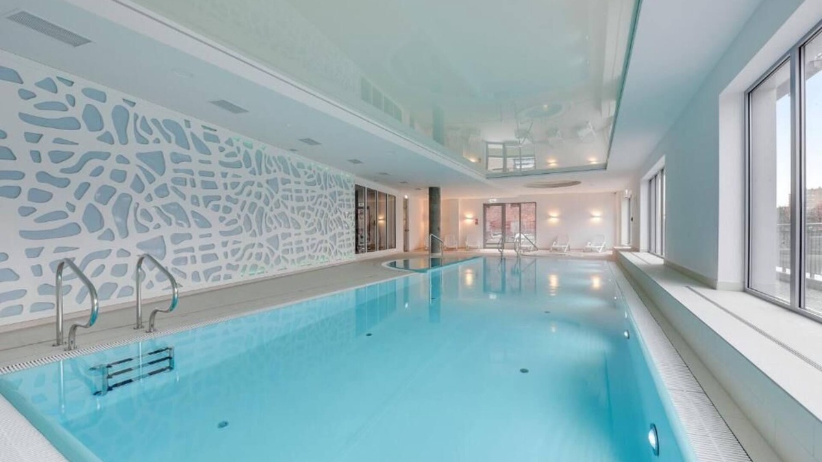 Old Town Apartment | Downtown Apartments Waterlane Island - Riverview Pool, SPA, Gym & Parking