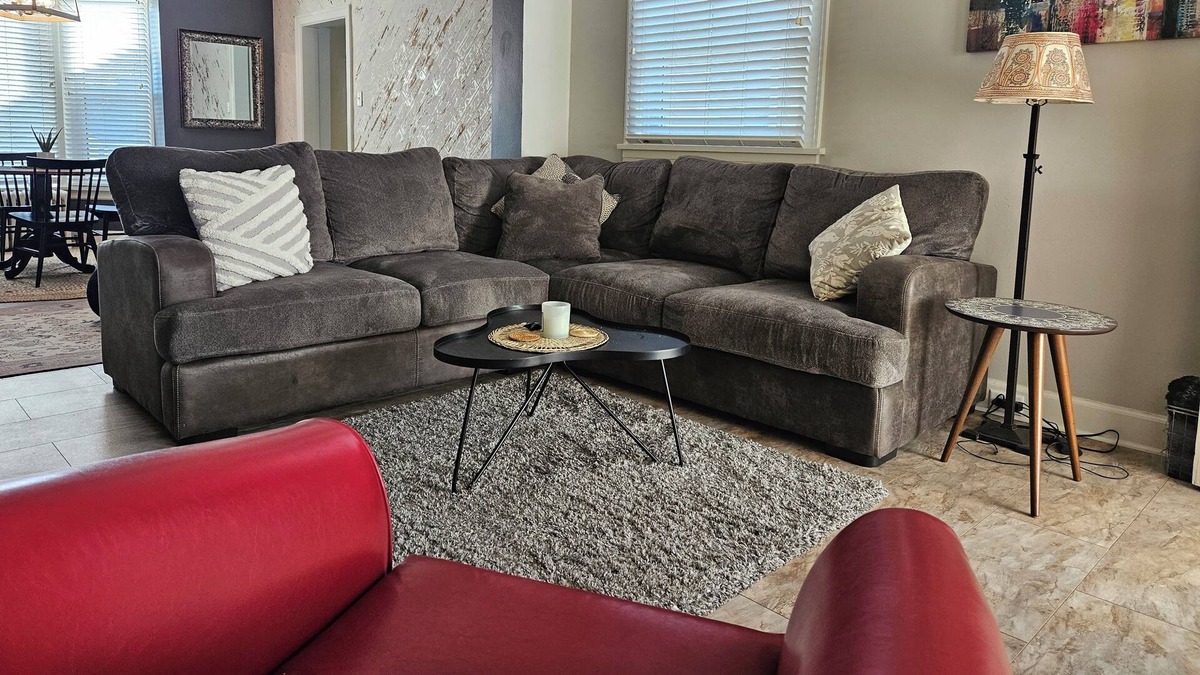 Helena House | Downtown Bungalow - Entire house with workout room