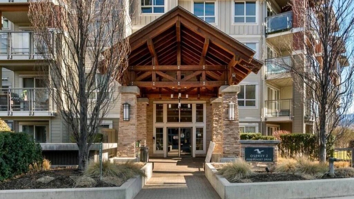North End Condo | Downtown Condo Resort by the Beach