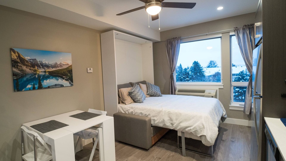 Central Okanagan Apartment | Downtown Condo - Walk to the Beach!