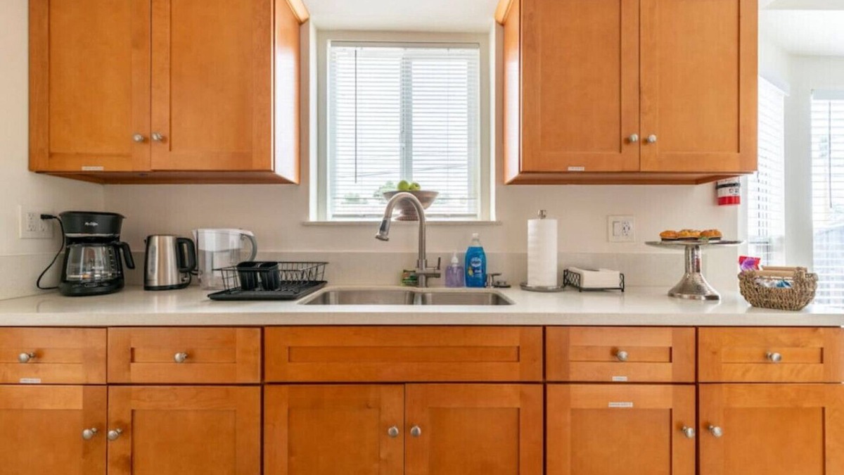 Covina House | Downtown Family Oasis with King bed