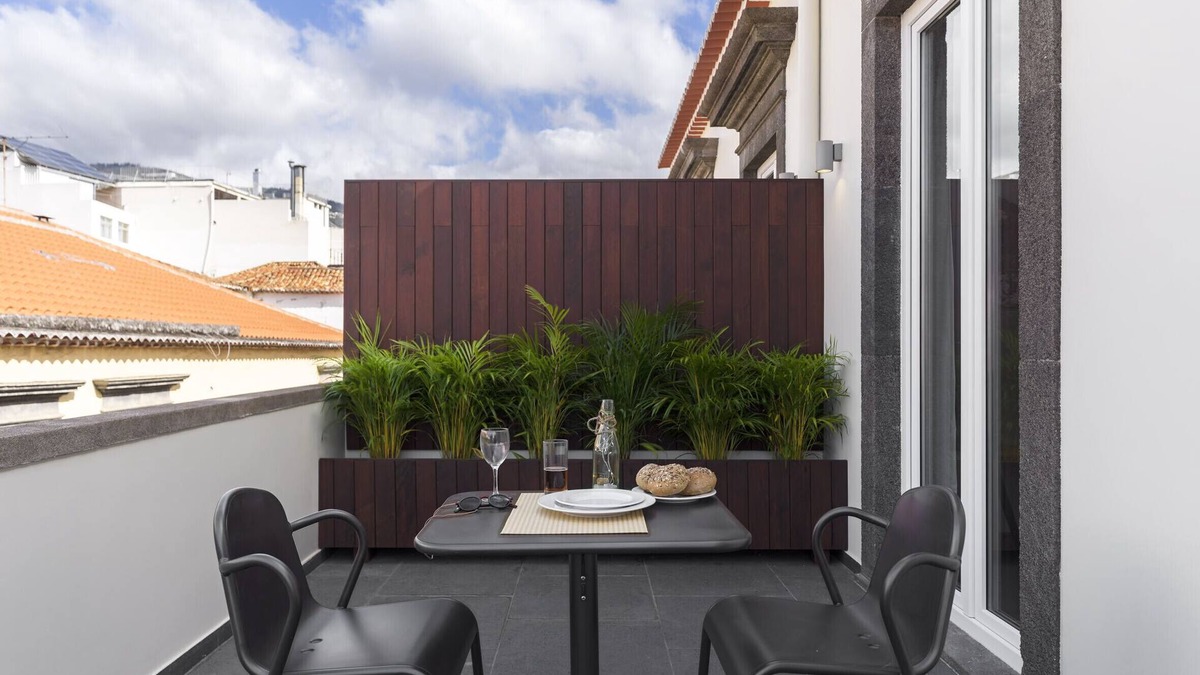 Sao Pedro Apartment | Downtown Funchal Apartments 3A Encumeada, in the heart of the city.