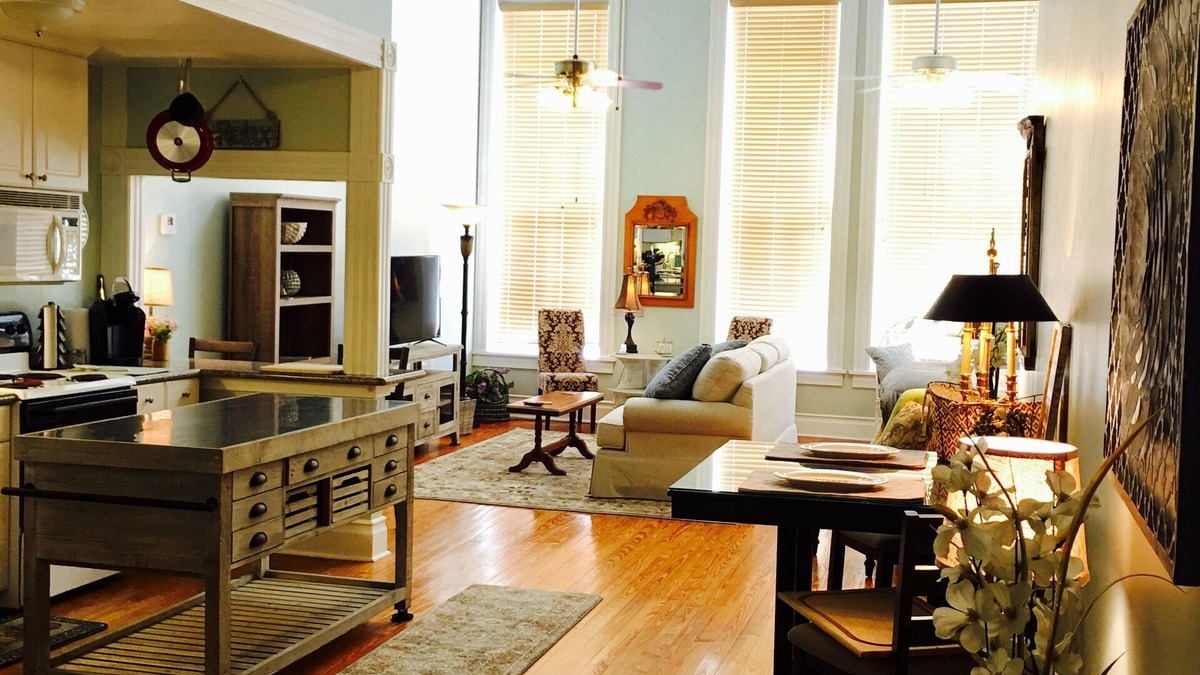 Galveston Condo | Downtown Galveston Historic Spacious Open Loft