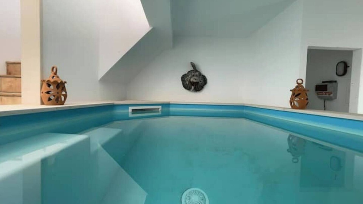 Olhao House | Downtown house with pool