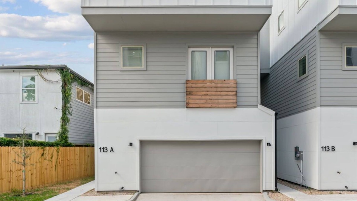 South Central Houston House | Downtown Houston New House!
