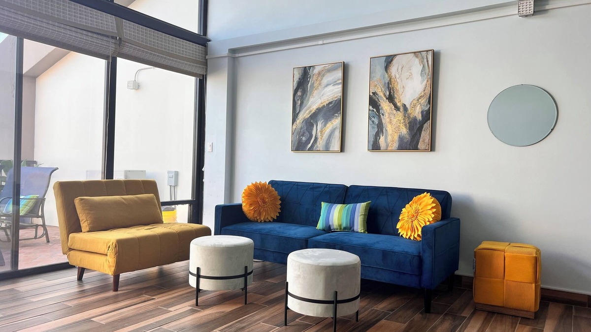 Downtown Honolulu Apartment | Downtown Luxury Penthouse, Free Parking, Washer/Dryer