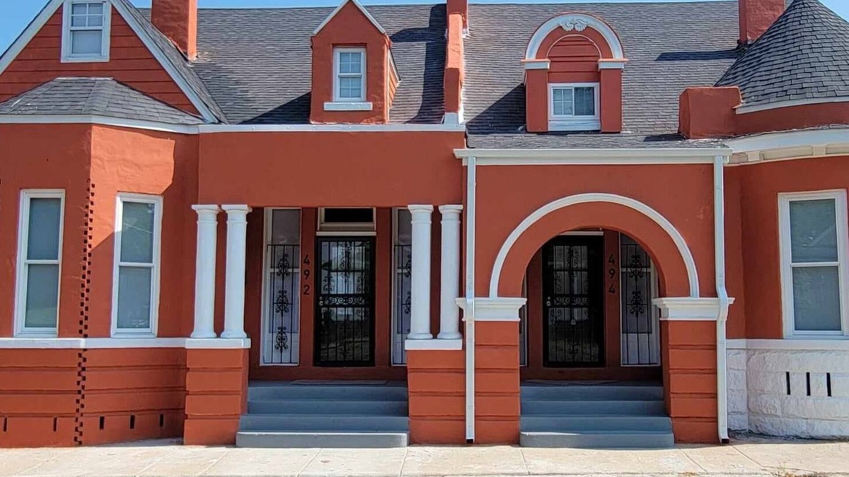 New Pathways House | Downtown Memphis The C'Chateau at Beale #2