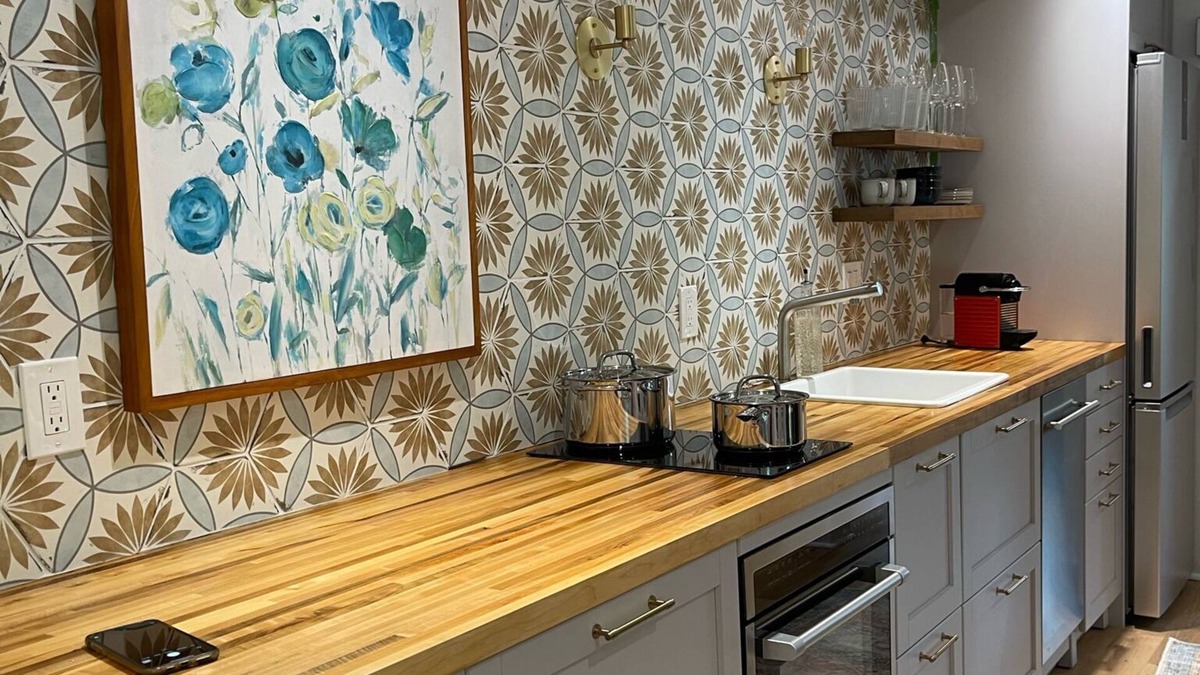 Mystic Apartment | Downtown Mystic Flat - Newly Renovated
