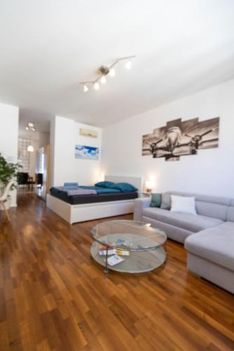 Terezvaros Apartment | Downtown Pilot Apartment