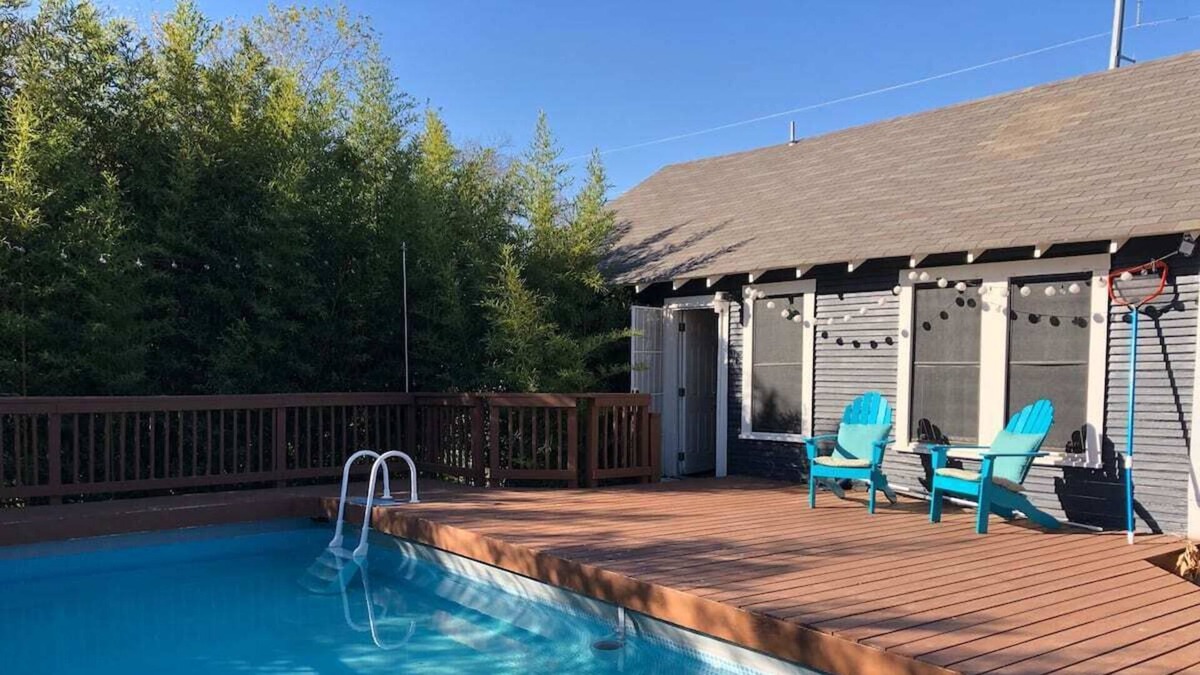 Eastside Promise Neighborhood House | Downtown Private Casita w/ Pool