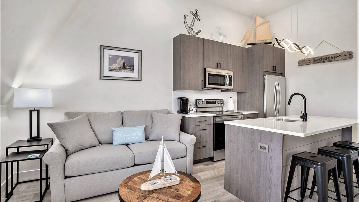 South Haven Condo | Downtown riverfront condo walkable to dining, shopping & nightlife