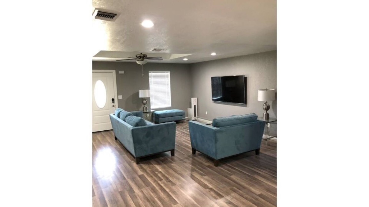 Nevada Street House | Downtown San Antonio CYC property