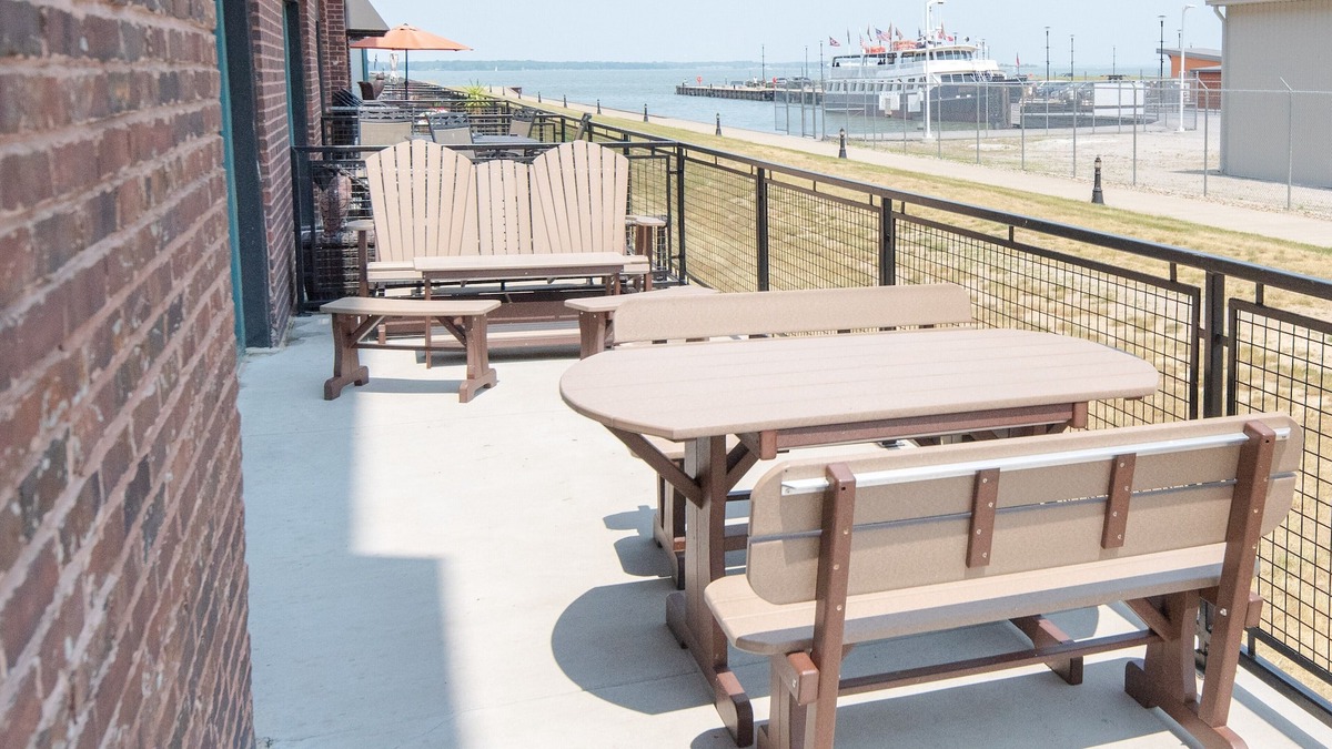 Sandusky Condo | Downtown Sandusky Waterfront Chesapeake Condo-Cedar Point