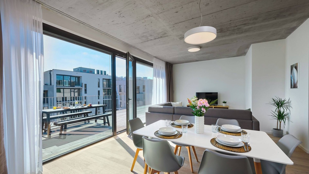Smichov Apartment | DownTown Suites Andel