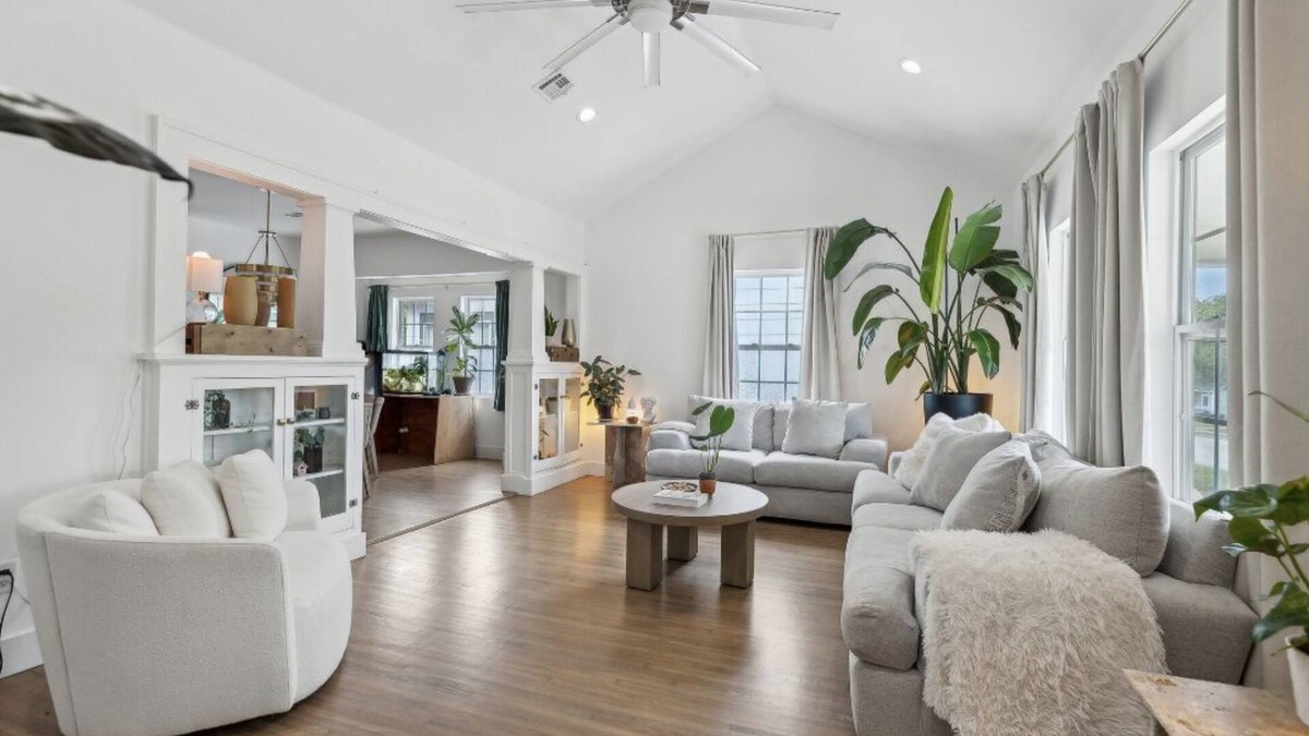 Tulsa House | Downtown Tulsa , quiet retreat