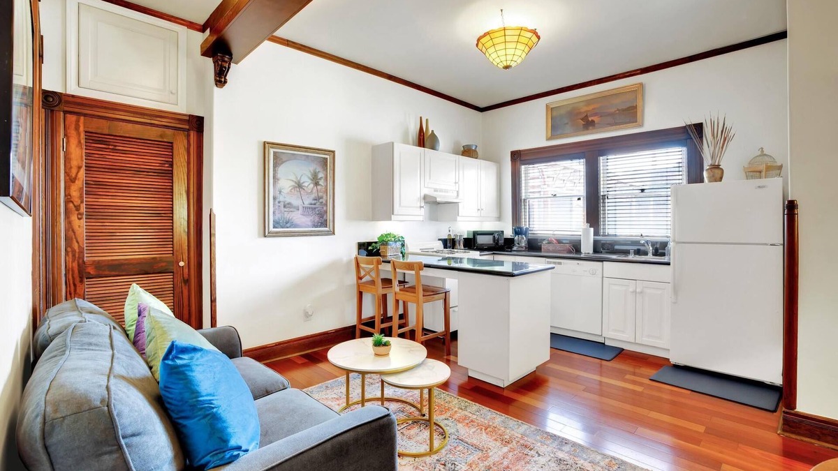 Civic Core House | Downtown Victorian Charmer!