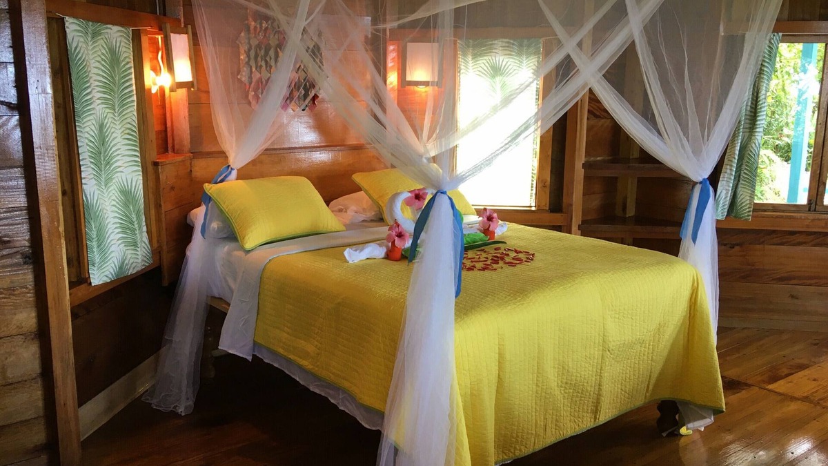 Cave House | Dragon fly Cottage
