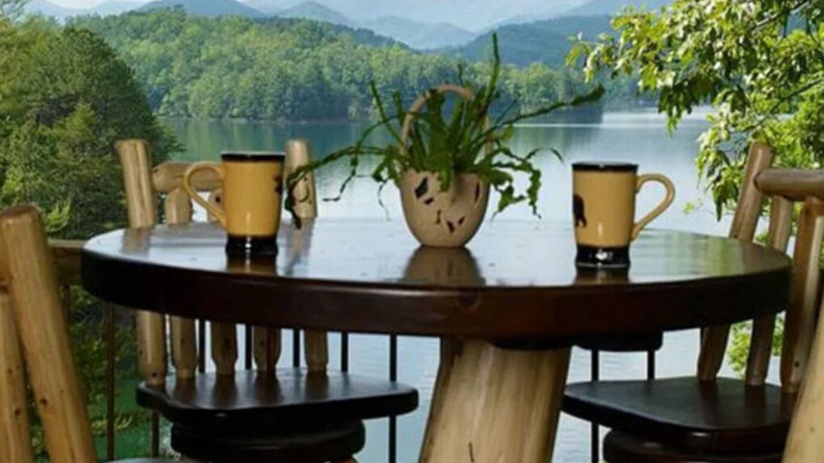 Robbinsville Cottage | Dragonfly Cottage at Santeetlah Lakeside featured on the cover of Cabin Magazine