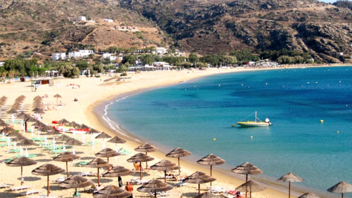 Ios Hotel | Drakos Twins