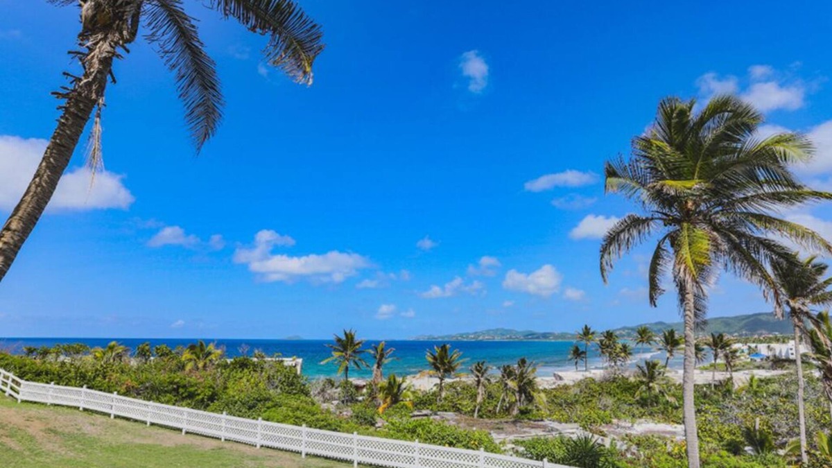 La Grande Princesse Condo | Dramatic Views From This Spacious 1bd/1bth