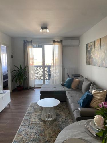 Velika Gorica Apartment | Dream Apartment VG - Self Check in - Garage