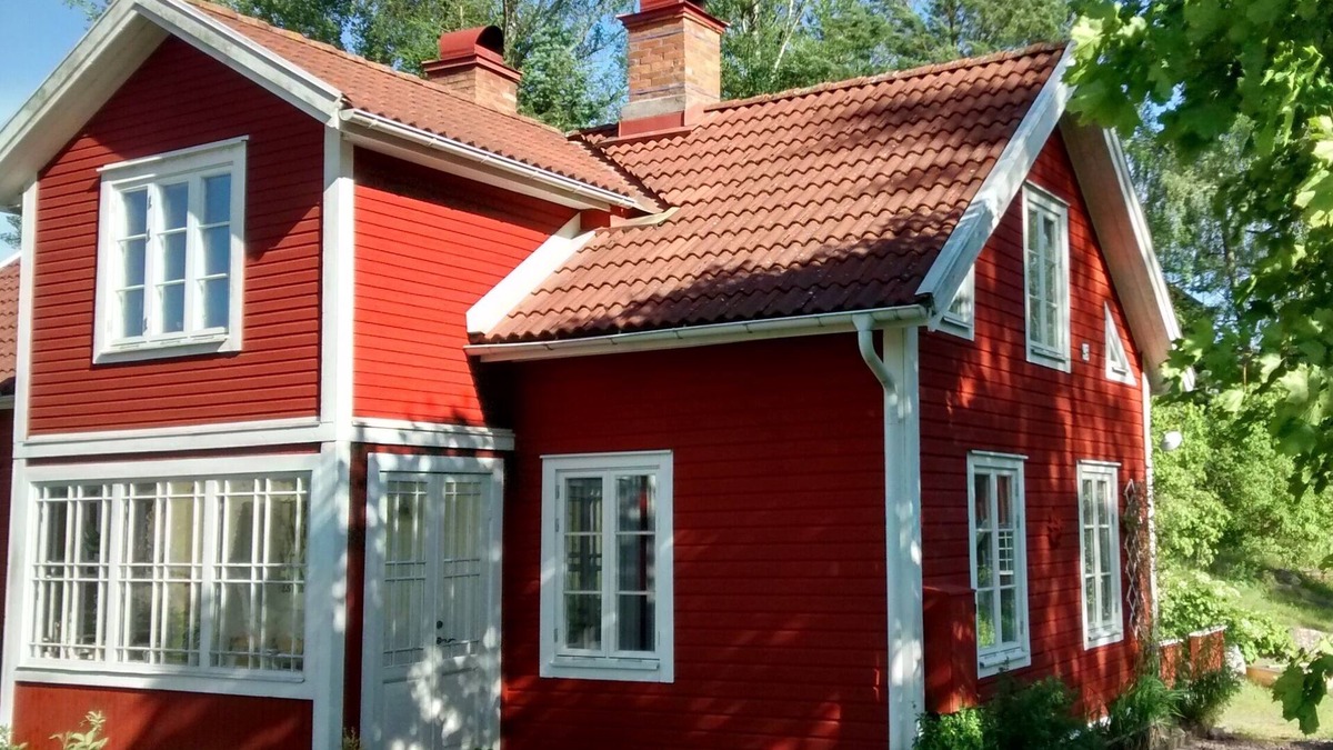 Lonneberga Villa | Dream holiday house for up to 10 people fishing in Lönneberga on the river Vimmerby Katthult