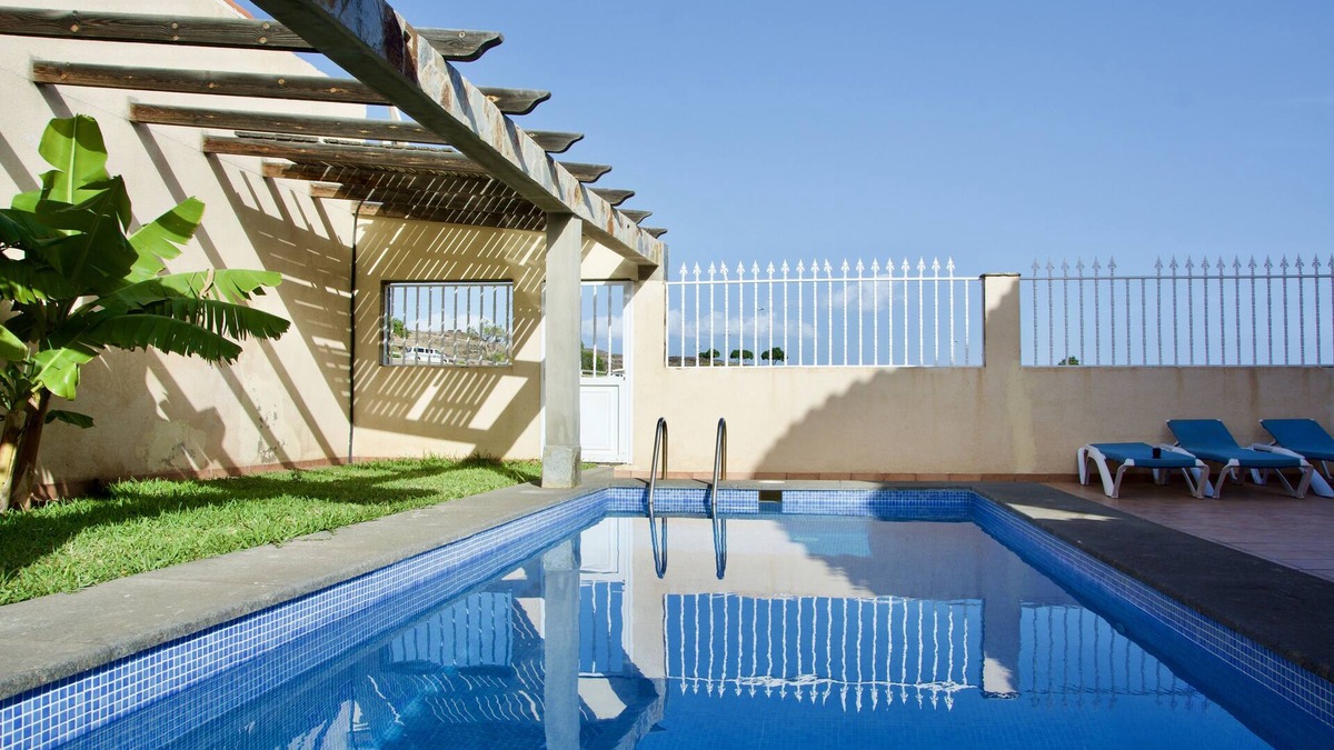 Maspalomas Villa | Dream villa with large outdoor area, private pool and barbecue.