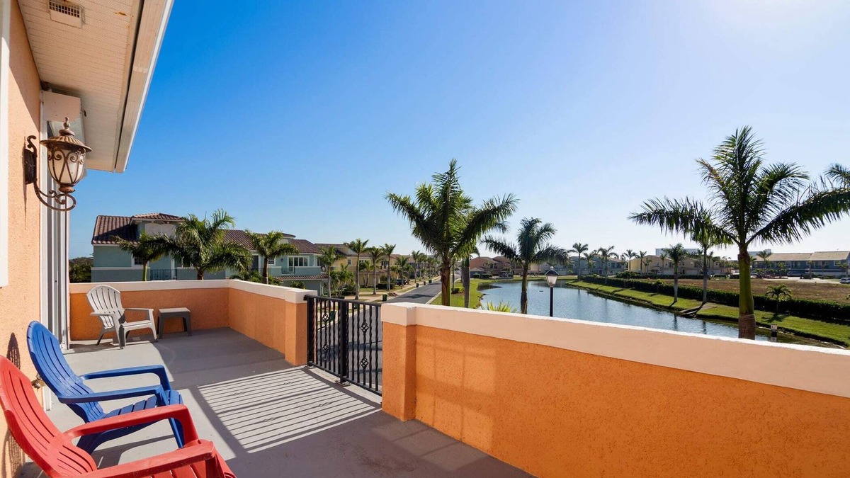 Indian Harbour Beach Villa | Dream Weaver - 5 BR Patio filled Oasis