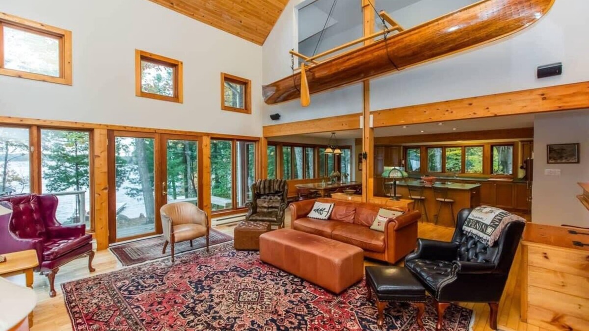 Bala House | Dream Weaver privacy & stunning long lake views!