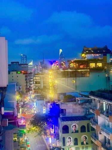 Downtown Ho Chi Minh City House | Dreamie Trip and Travel Home
