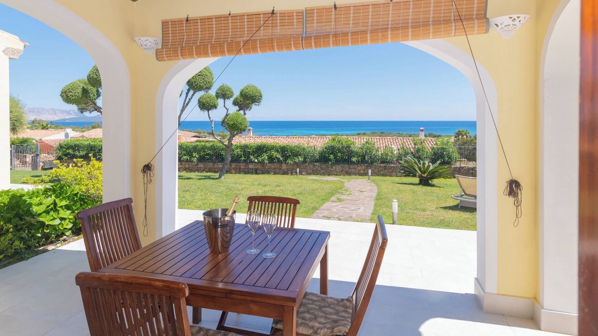 Luddui Villa | Dreamlike apartment with sea view - Villa Ambra