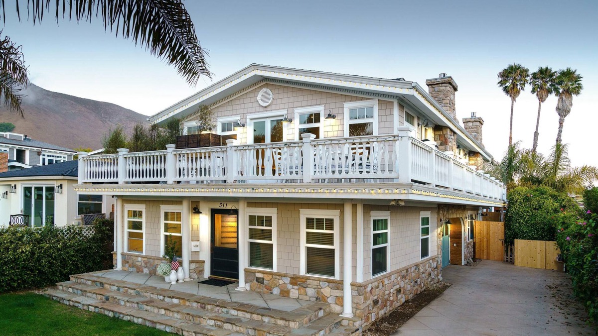 Shell Beach House | Dreamy Beach House!!