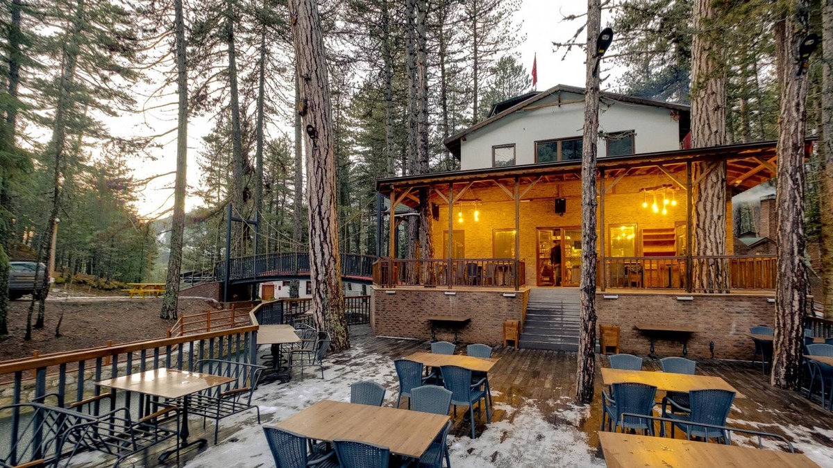 Tosya House | Dreamy Lake and Mountain View Hotel in Dipsiz Lake