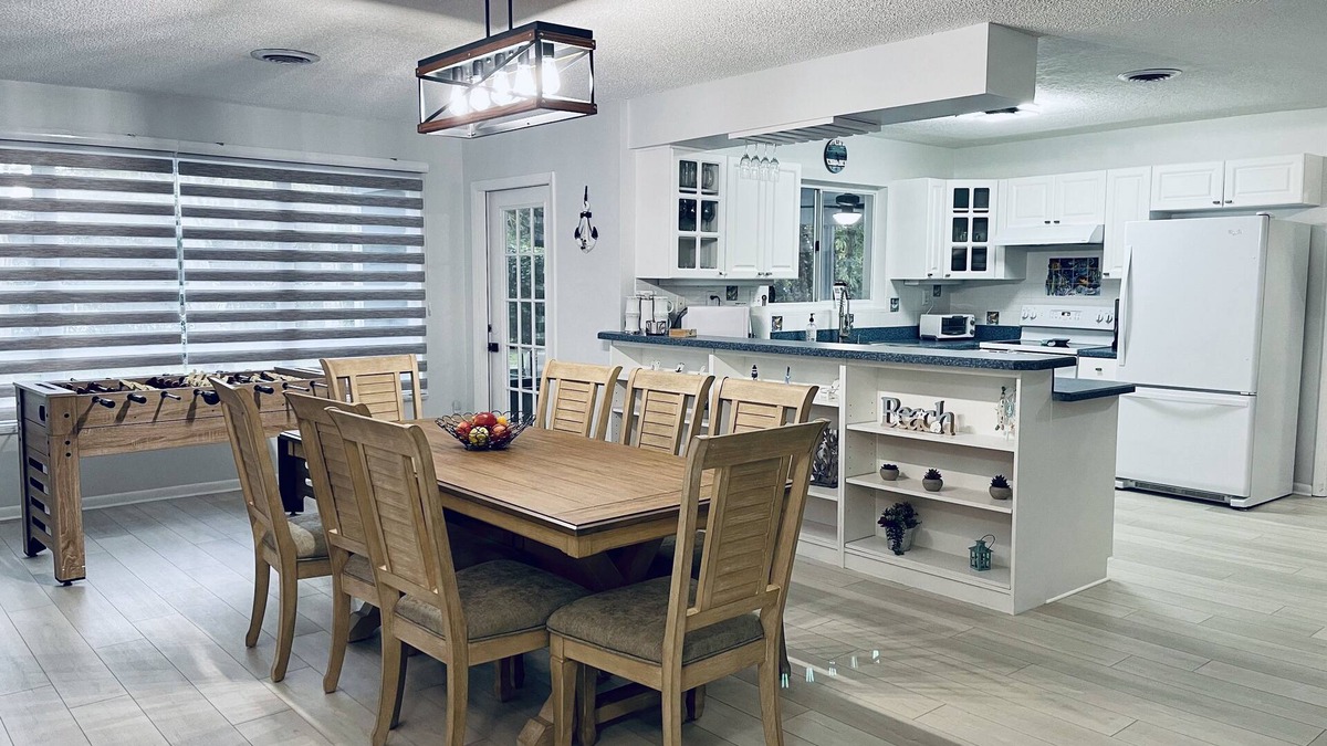 Florida Ridge House | Dreamy VeroBeach House Perfect for Family Getaway