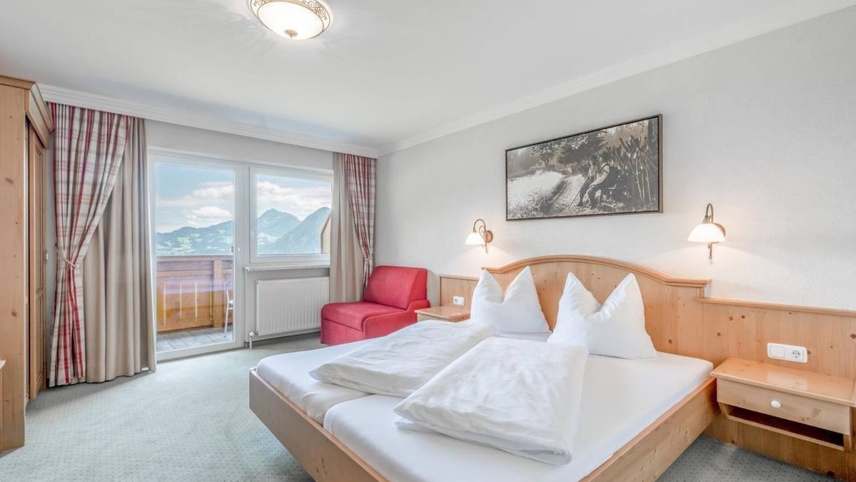 Jenbach House | Dreibettzimmer - Gasthaus Hotel Rieder