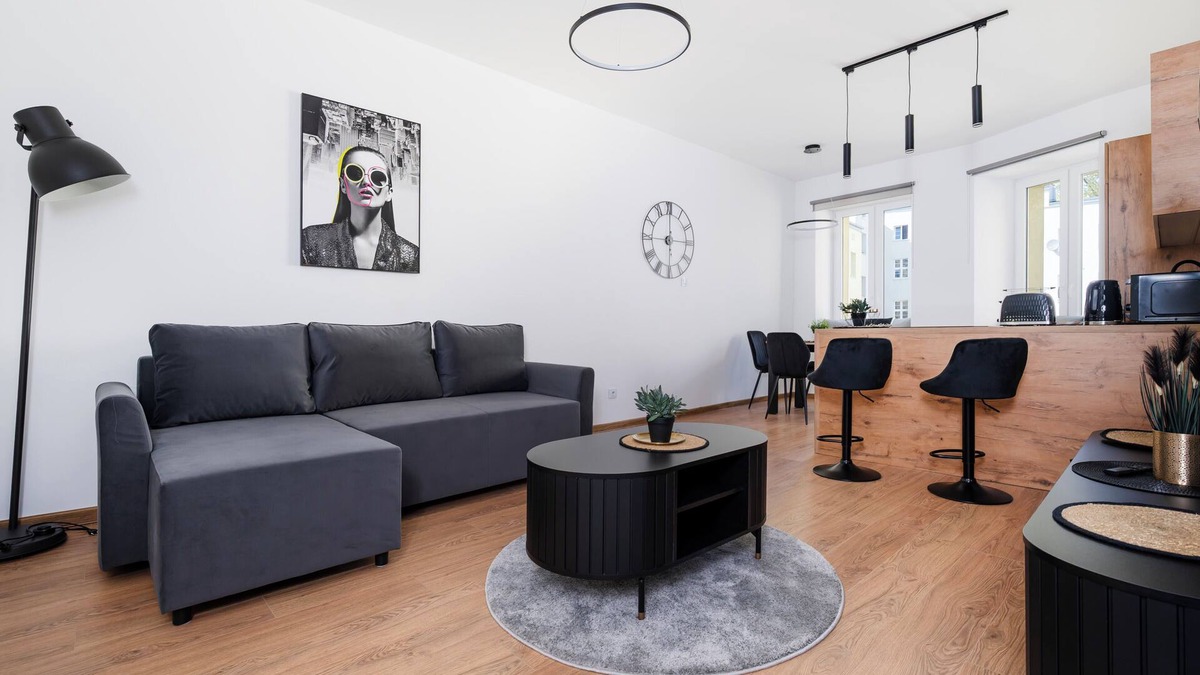 Baluty Apartment | Drewnowska Modern Space Apartment